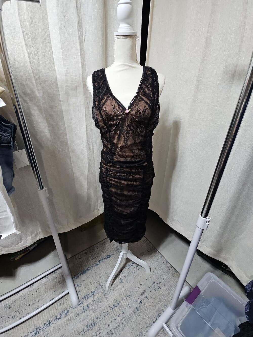 Monteau Los Angeles Black Lace Ruched Two-Piece Set Dress - Picture 2 of 9